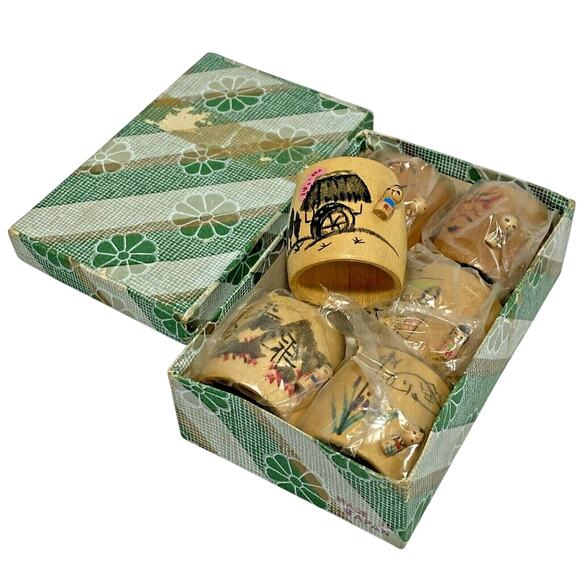 Vintage Japanese Kokeshi Figure Carved Wood Napkin Holder Rings (6) Hand Painted - Picture 2 of 5